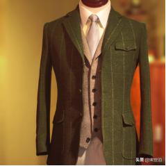 如何用小小的配饰搭配出百变风格 (小众配饰搭配方法)