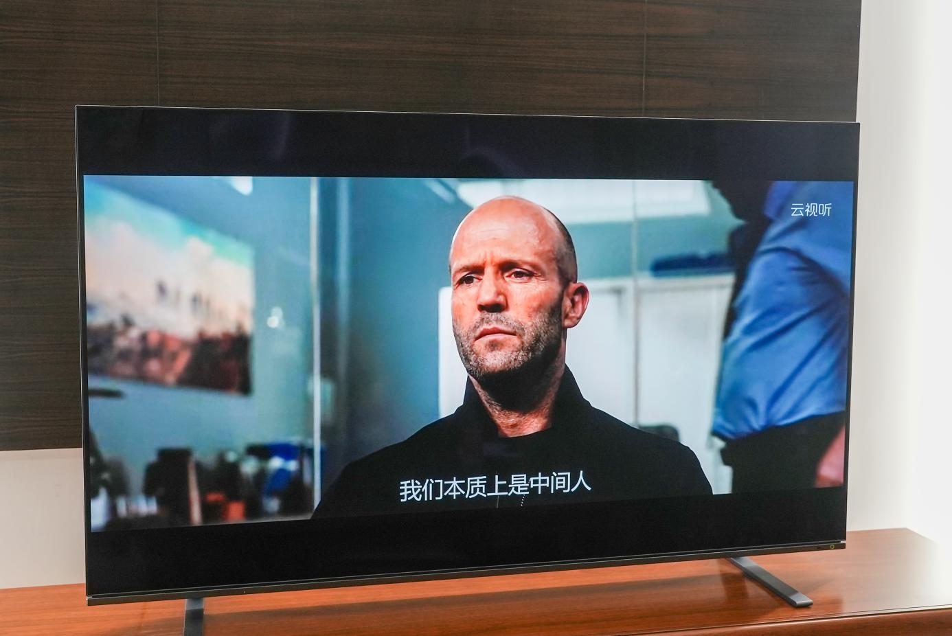 BR火箭炮，音质独一家——146岁东芝带来轻奢品质OLED电视X8900KF