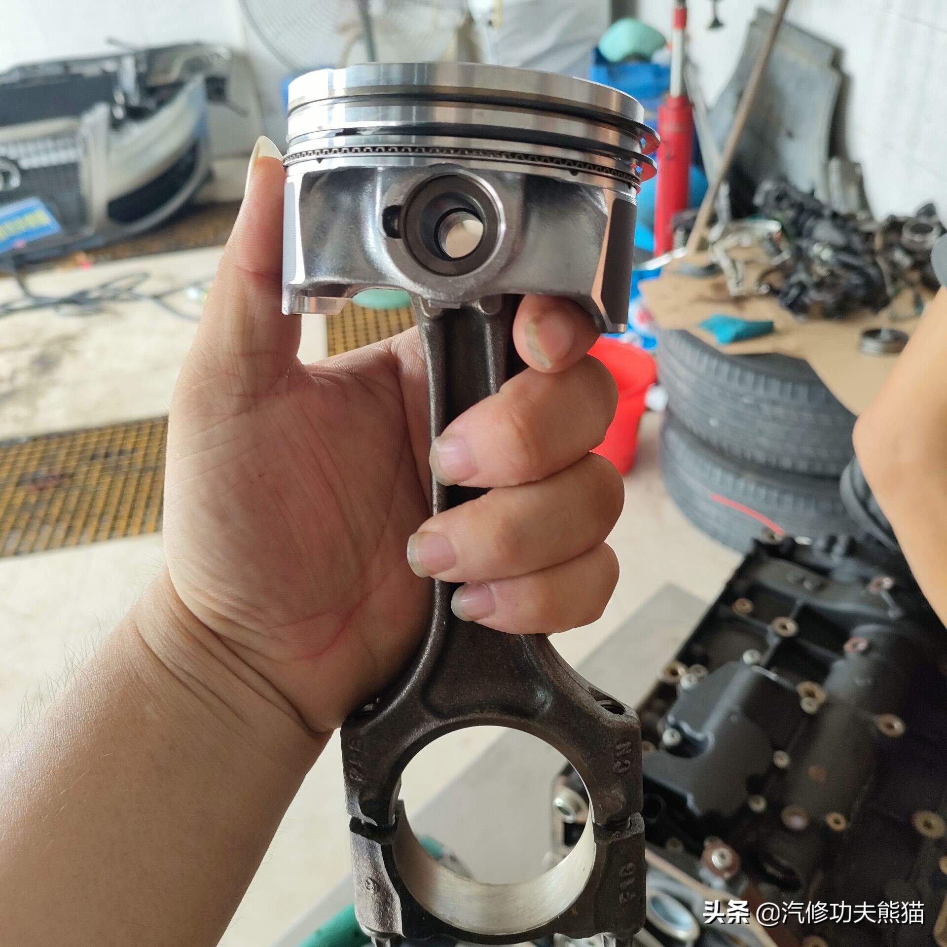 奥迪q5烧机油值不值得买,2015款奥迪q5舒适型烧机油