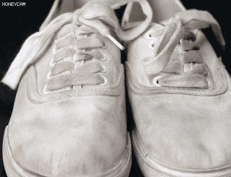 别再盯着外国大牌了！潮鞋选国货之光，100种时髦穿法随便造