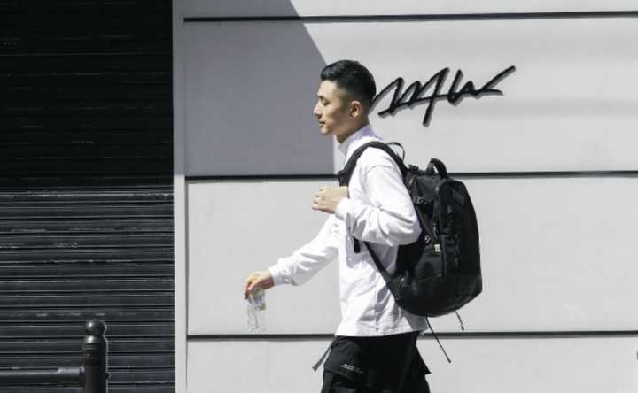 男装适合年轻人的品牌,男装品牌排行榜前十名30-50岁