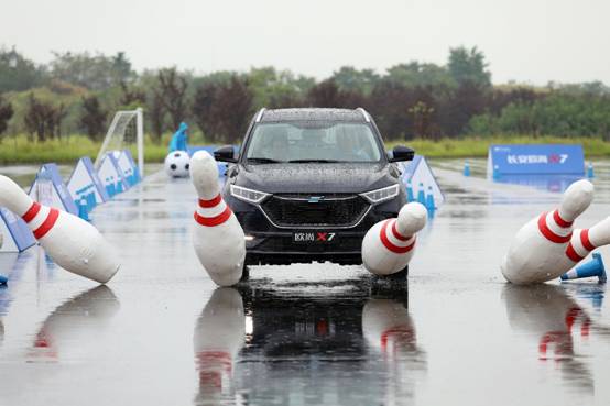 长安欧尚x7道路测试,长安欧尚x7plus专业测试