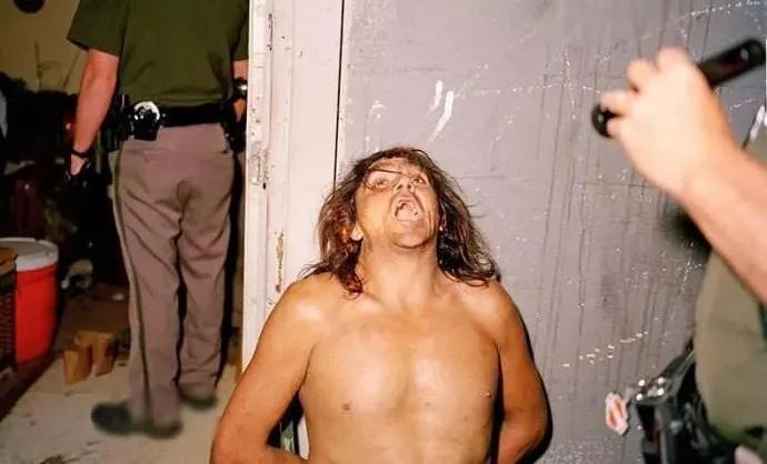 造孽啊！吸毒后的男女如此不堪入目！