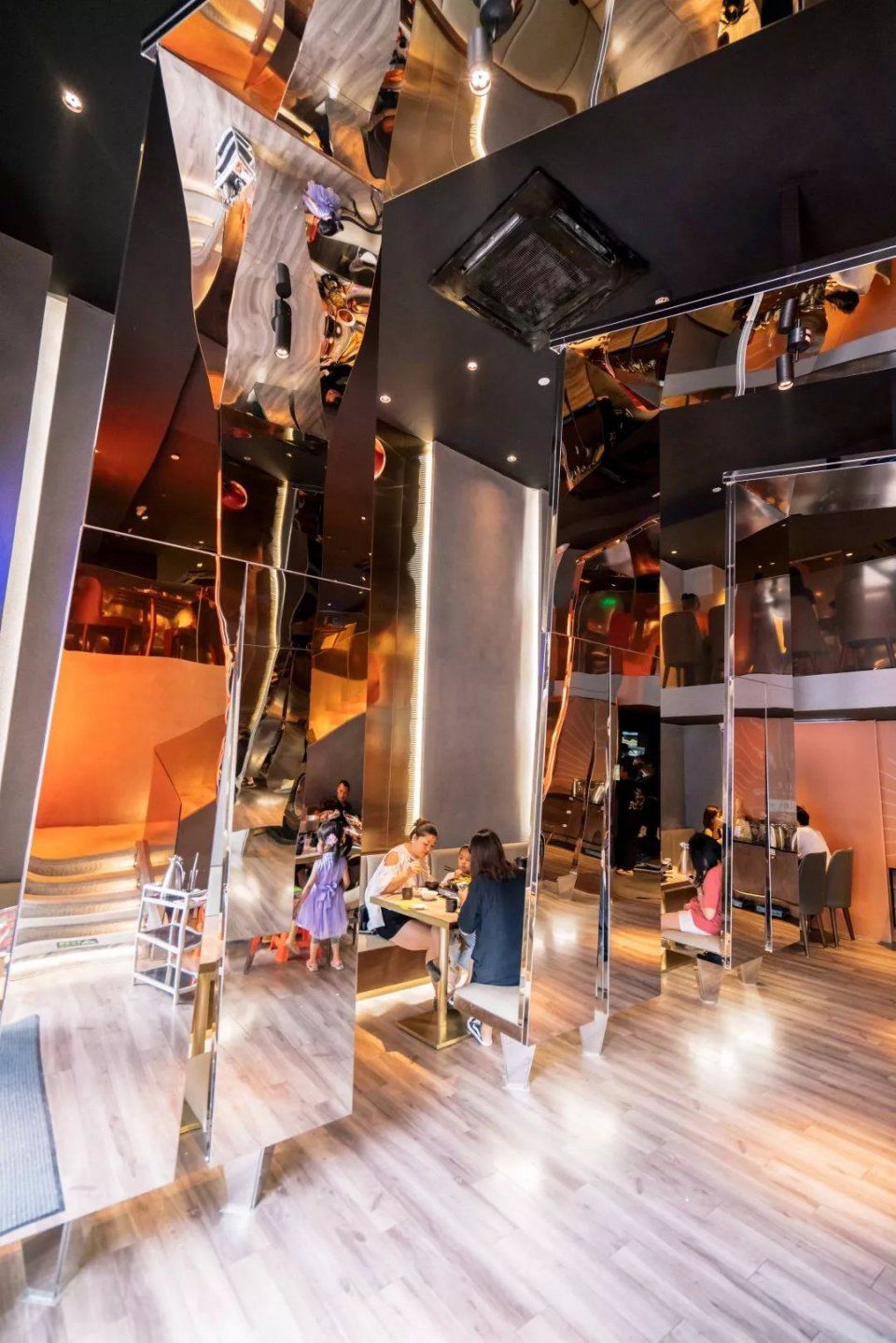 熬了十年的汤,老汤酸了还能重头熬出来吗