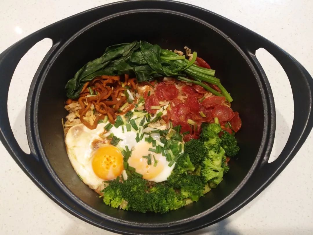 轻奢辛西娅22cm珐琅铸铁炖锅,20cm宝石蓝渐变色铸铁珐琅炖锅