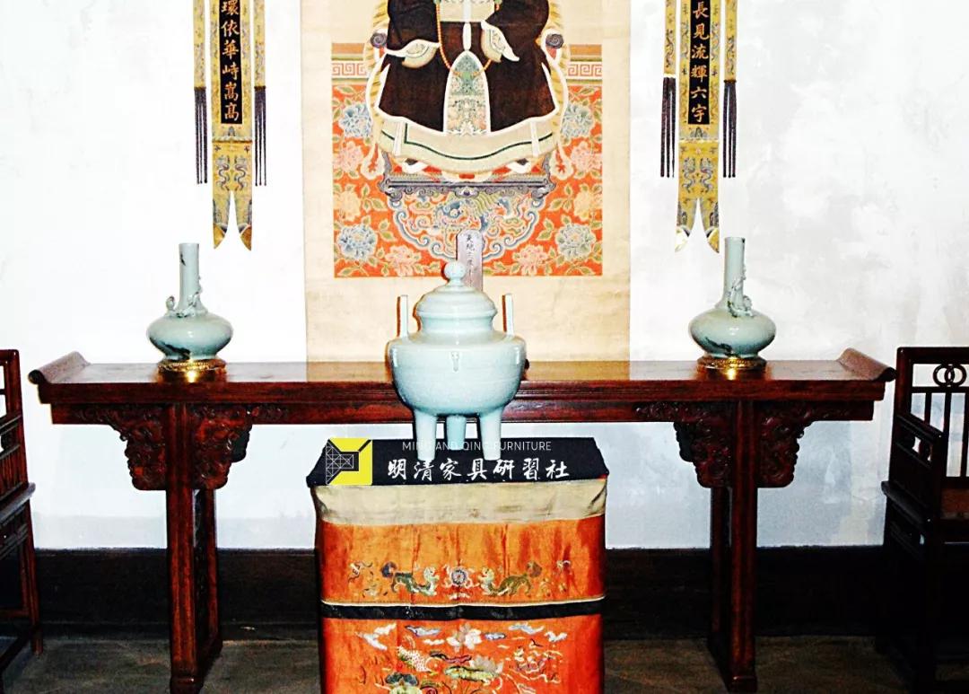 家具中的变形金刚