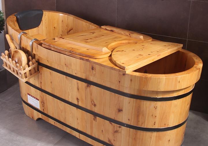 浴缸玻璃污垢,浴缸的污垢和水锈怎么能去掉