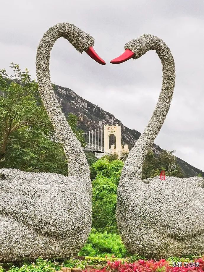 不用出国就能体验瑞士,不用出远门也能享受国际范的温泉