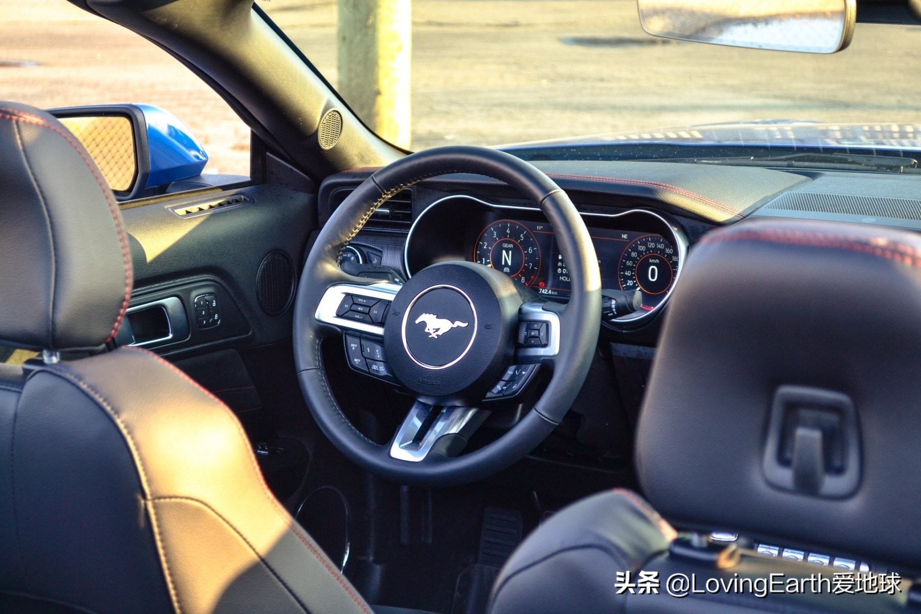 福特野马gt豪华跑车2024,福特野马gt敞篷加州限量版