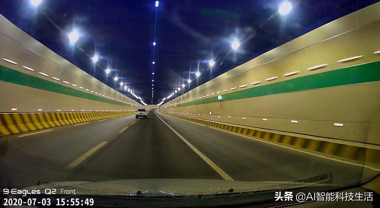 行车记录仪盯盯拍a2pro,行车记录仪盯盯拍高架摩托车