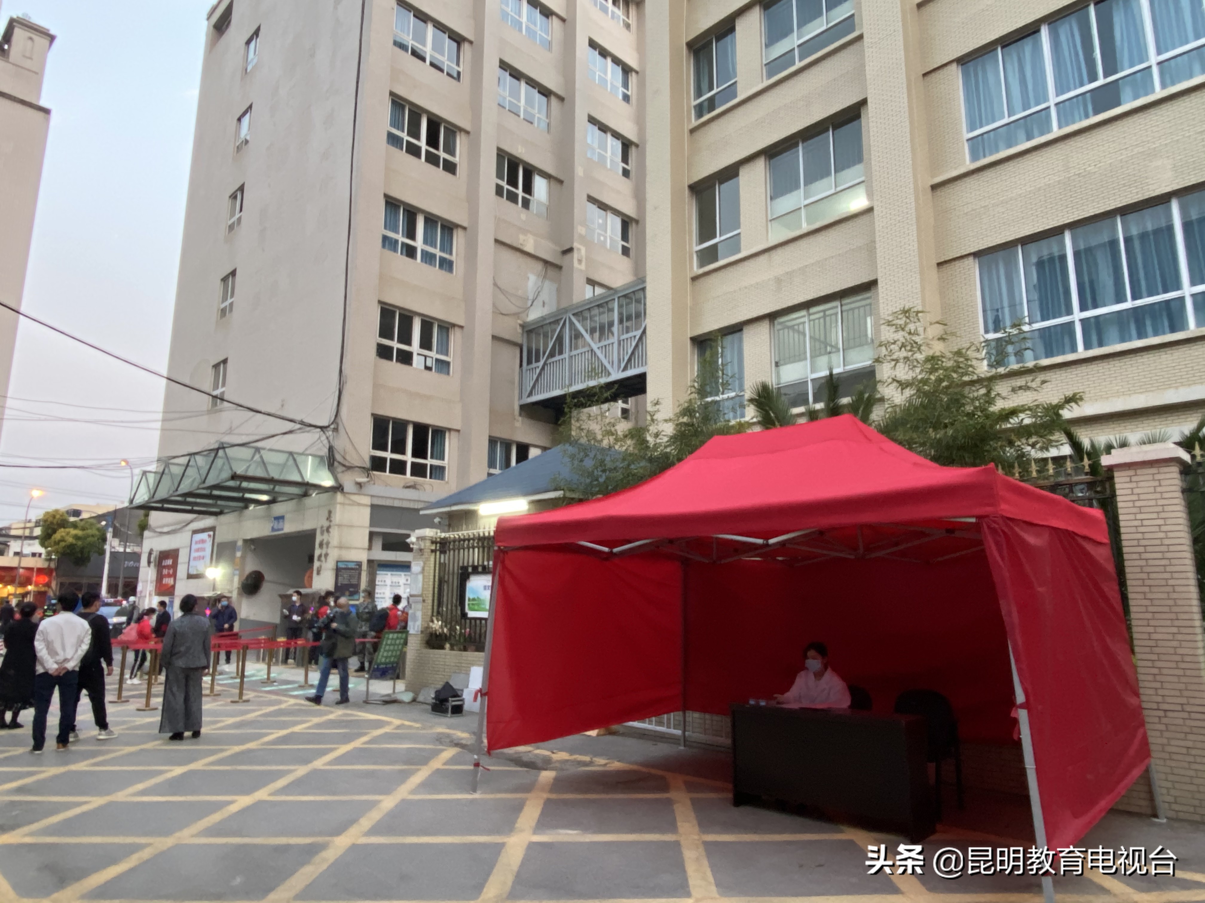 昆十中开学要准备什么东西,昆十中开学