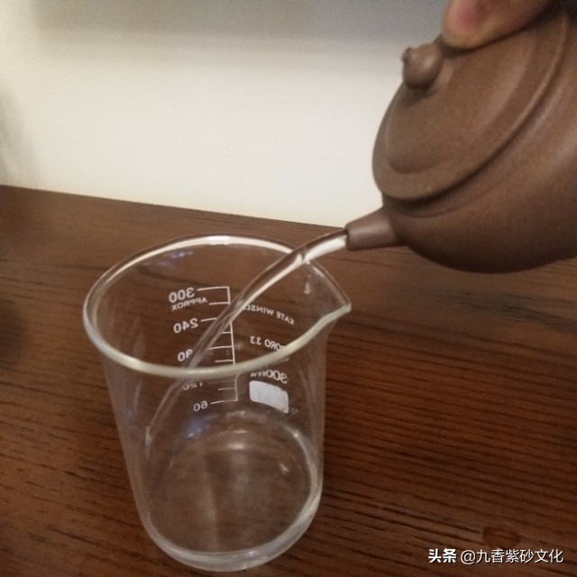 青灰段泥紫砂壶为什么便宜,青灰泥紫砂壶值得入手吗