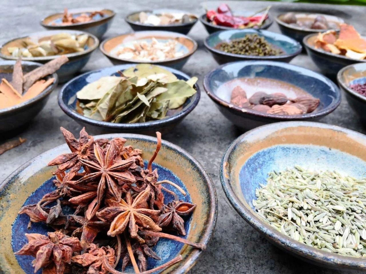 鸭时代的鸭子怎么做的,简单的做鸭方法