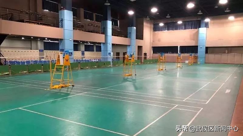 公共运动场地,成都室内大型运动场地