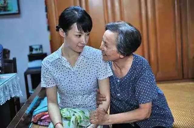 保姆雇主一家亲,小小说