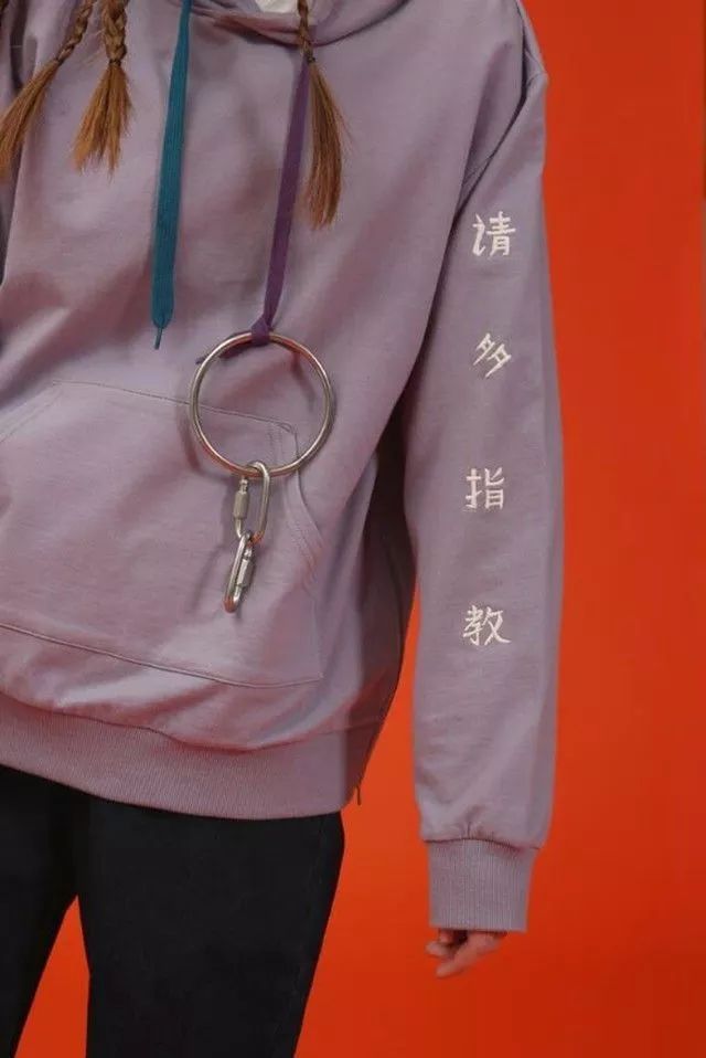 好看质感的卫衣,卫衣长了怎么穿好看