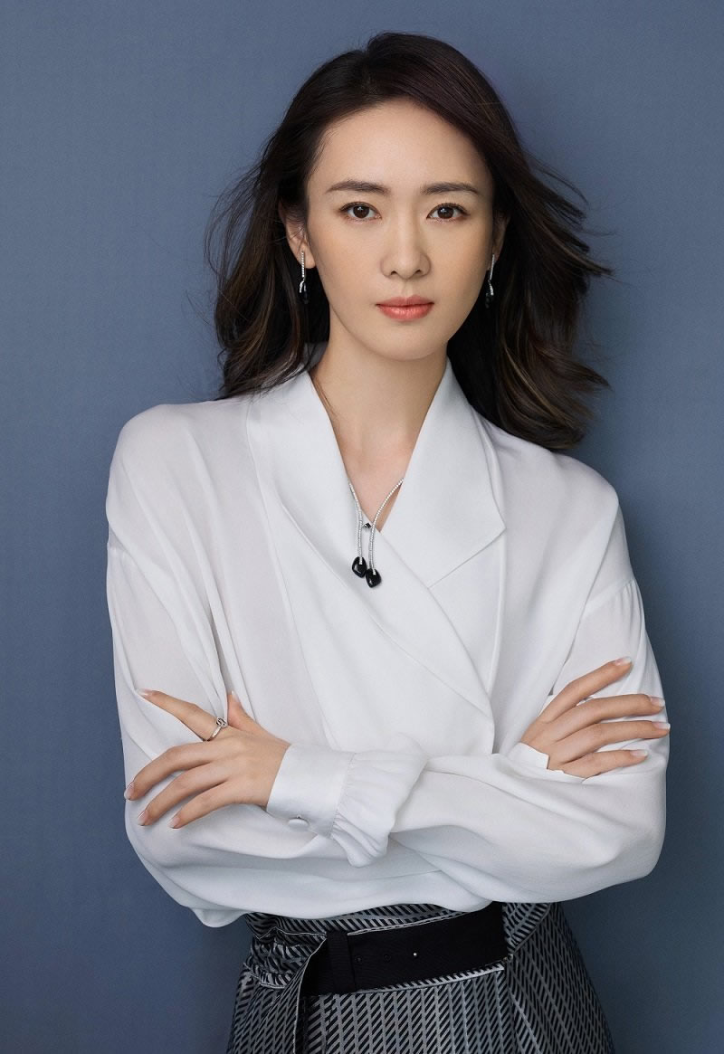 阿玛尼服饰档次高还是手表档次高,阿玛尼是什么档次手表