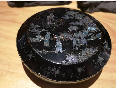 皇寺古玩市场,古玩市场老物件漆器