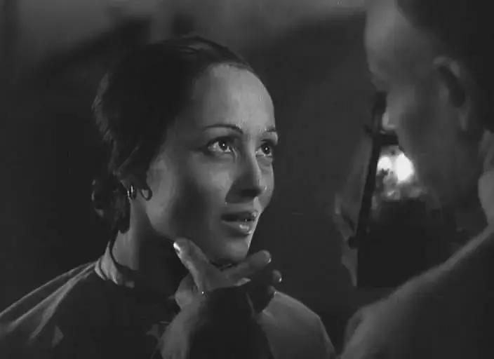 美国人拍摄的1978年的中国纪录片,美国人讲述中国1944