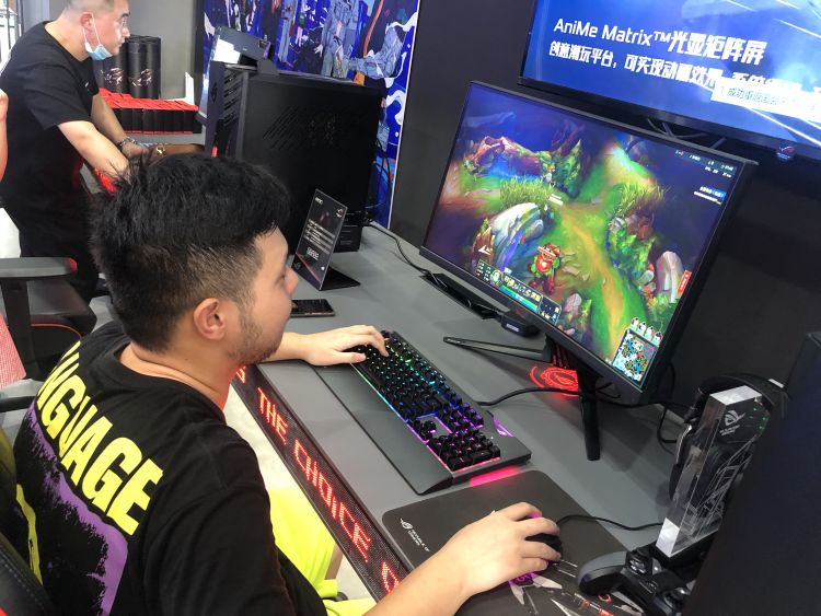 重庆rog玩家国度体验店,青岛rog玩家国度