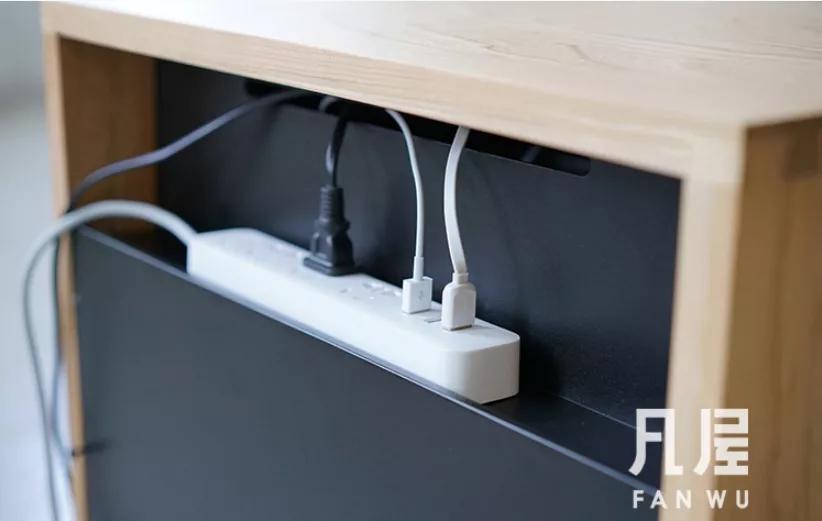 扔掉鸡肋床头柜,扔掉床头柜空间立马变大