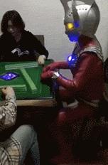 广东赌神、四川雀圣，中国人打麻将到底有多野