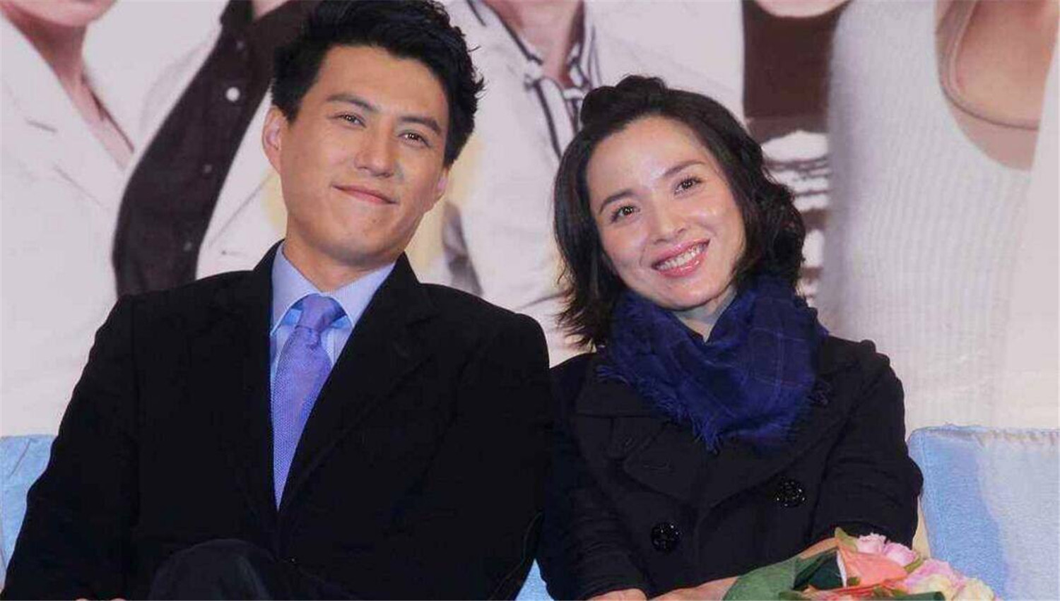 42岁李佳和靳东近照,李佳一婚