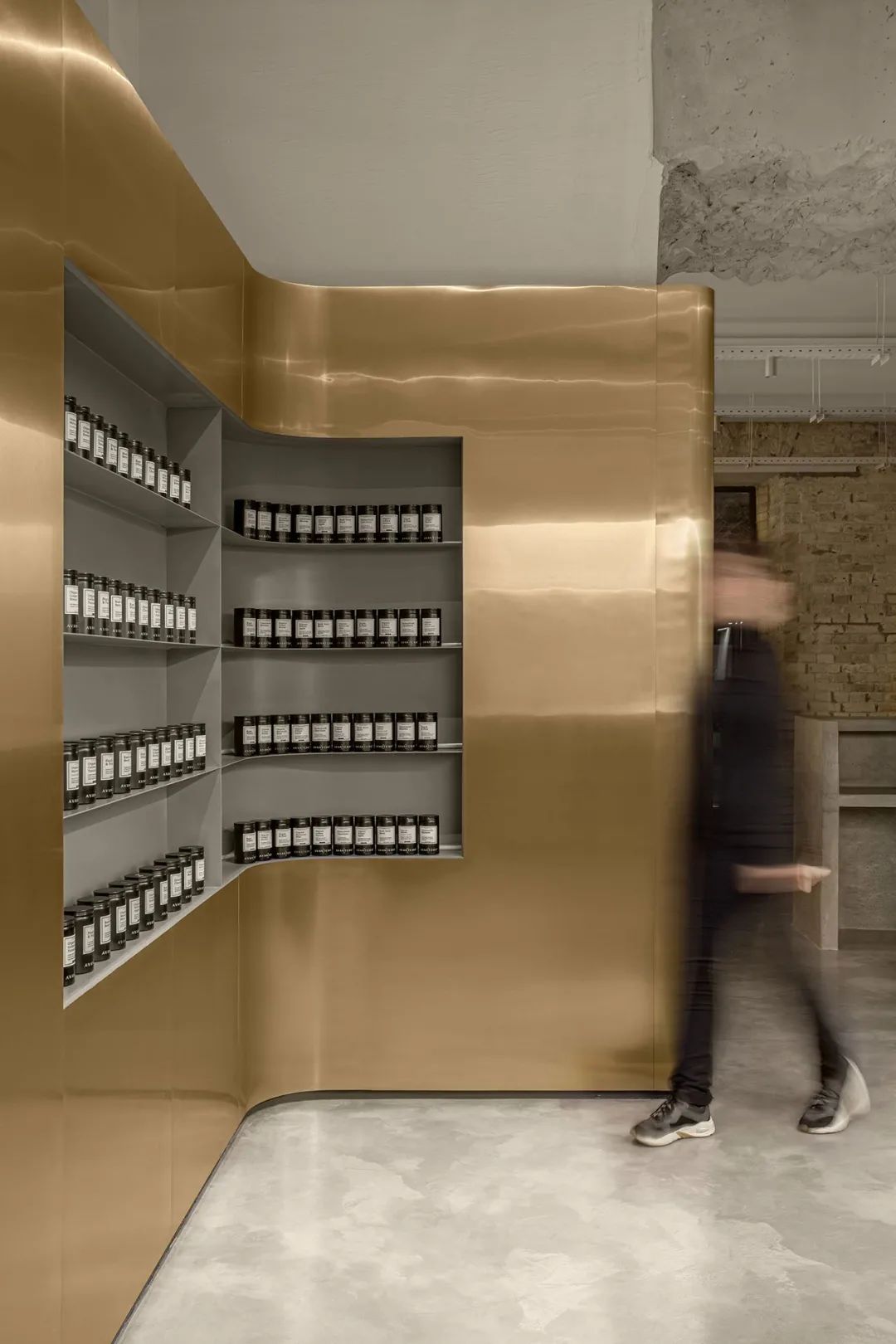 小而美的美容院设计方案,现代极简轻奢美容院设计案例