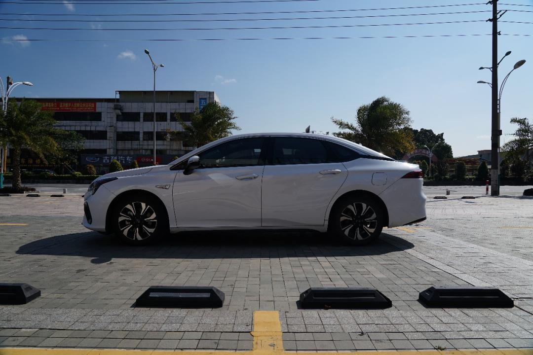 广汽新能源埃安在家怎么充电,广汽传祺新能源埃安s怎么充电