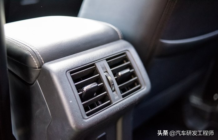 三菱欧蓝德车舒适实用吗,三菱欧蓝德1万公里感受