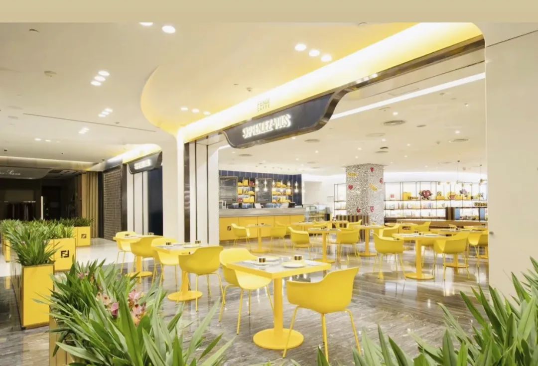 lv卖咖啡,lv星巴克咖啡店联名