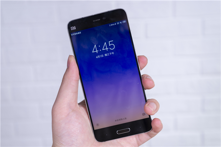 清洁手机屏幕最佳方法,屏幕清洁湿巾怎么清洁屏幕