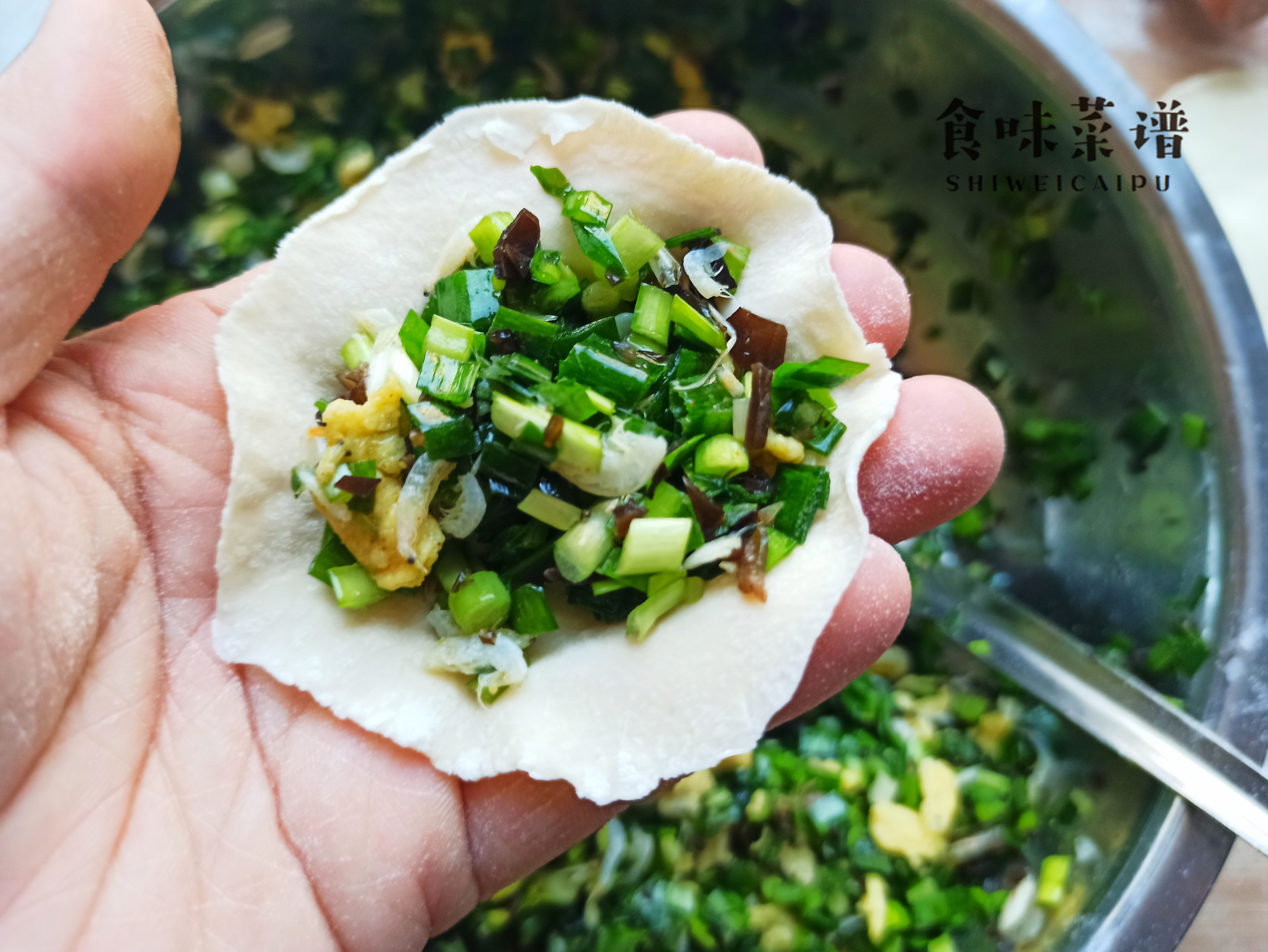 为什么饺子馆的三鲜馅好吃？原来调馅有技巧，做对了鲜嫩营养多汁