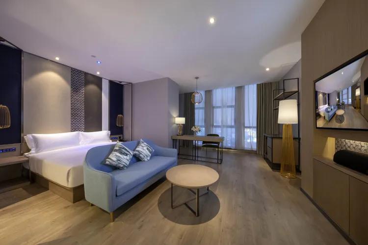 酒店业的创新之举—老徐直播：又见烟花三月，入梦桔子奥邦酒店