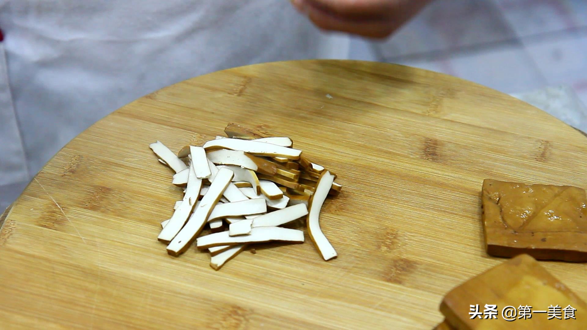 凉拌菜好吃的秘诀是芥末吗,大厨教你凉拌菜技巧