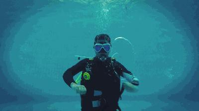 建议在哪里拿潜水证,如何免费学习潜水证