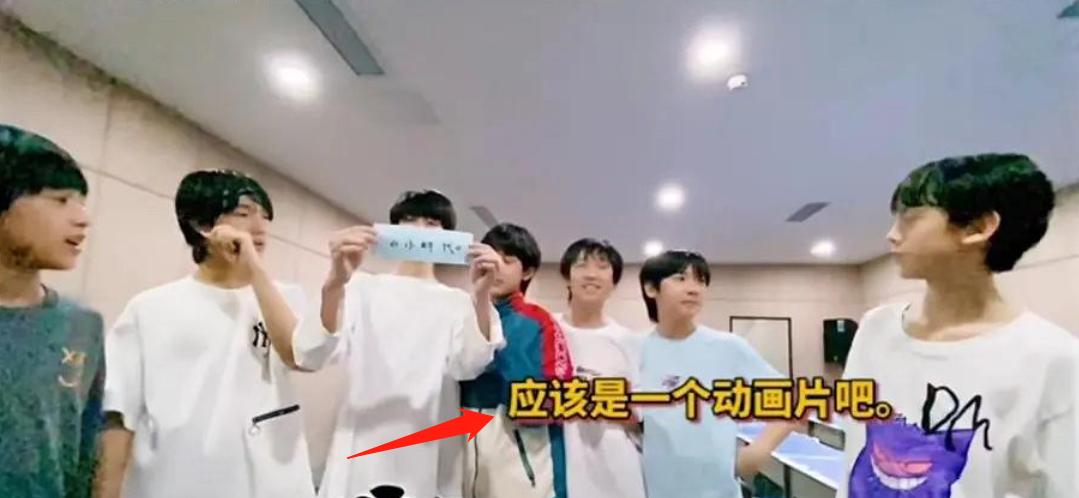 郭敬明导演小时候视频,代购王源