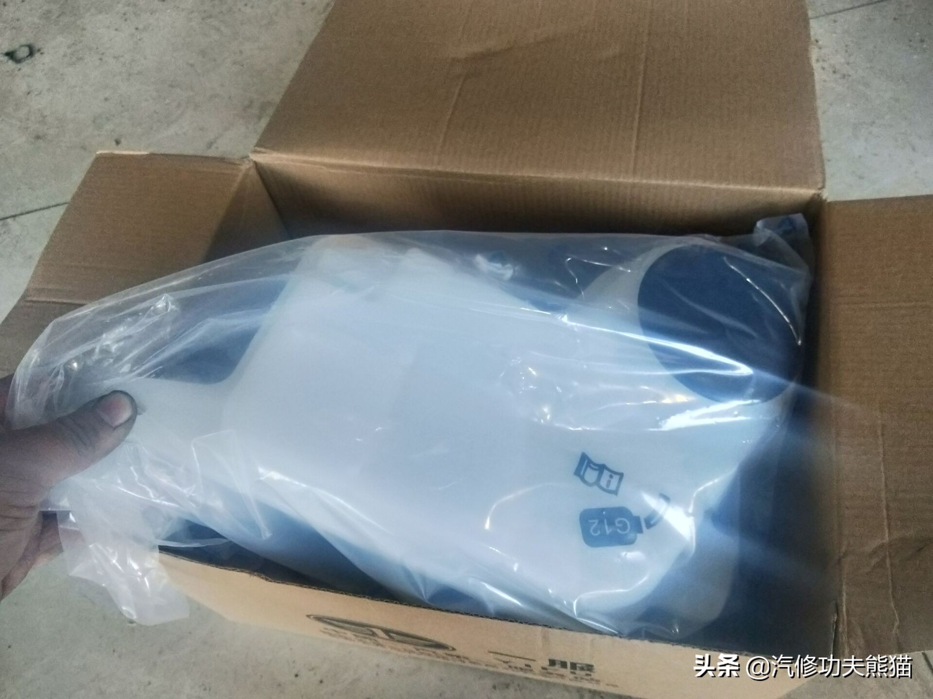 16款奥迪a6l2.5自吸发动机漏油,奥迪a6l2.4免拆烧机油处理靠谱吗