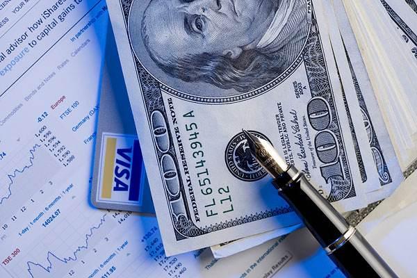 以卡办卡要先办pos机吗,以卡办卡网上申请信用卡可靠吗