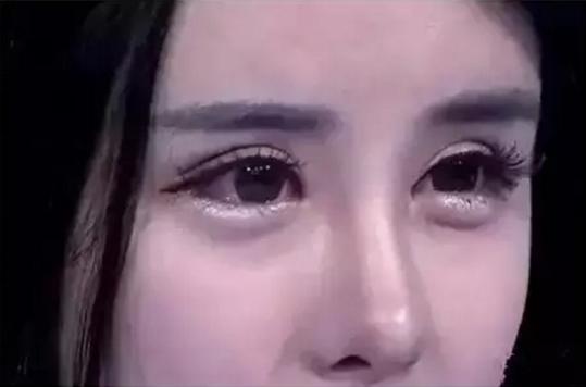 为什么双眼皮的人颜值都很高,为什么欧美人都是双眼皮高鼻梁