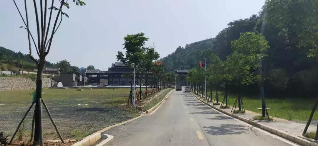 贵阳乌当小镇时代提速，康养文旅一起到，这所大学更叫好