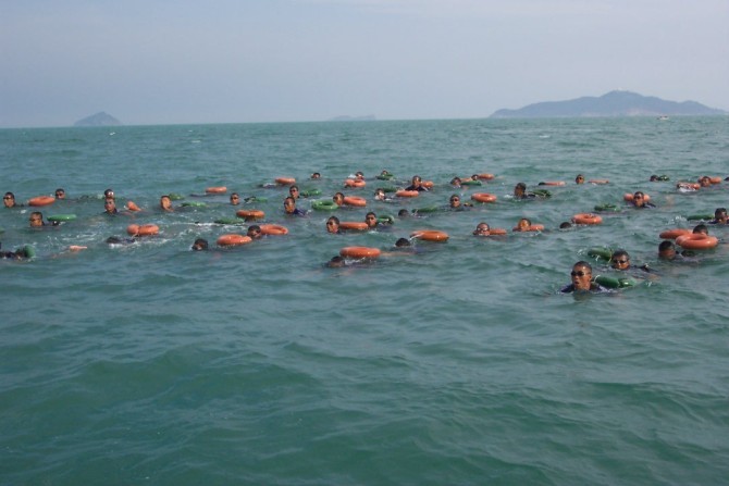 单个军人跑步动作要领归纳,特种兵跑步训练真实视频