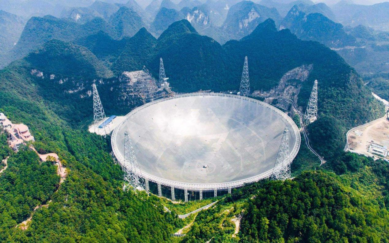 与中科院一起“圆桌派”成都世茂城小业主的儿童节有点特别