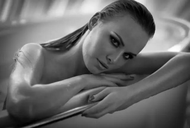 人体，一种诱惑！当摄影显现出一种纯粹的人体之美！