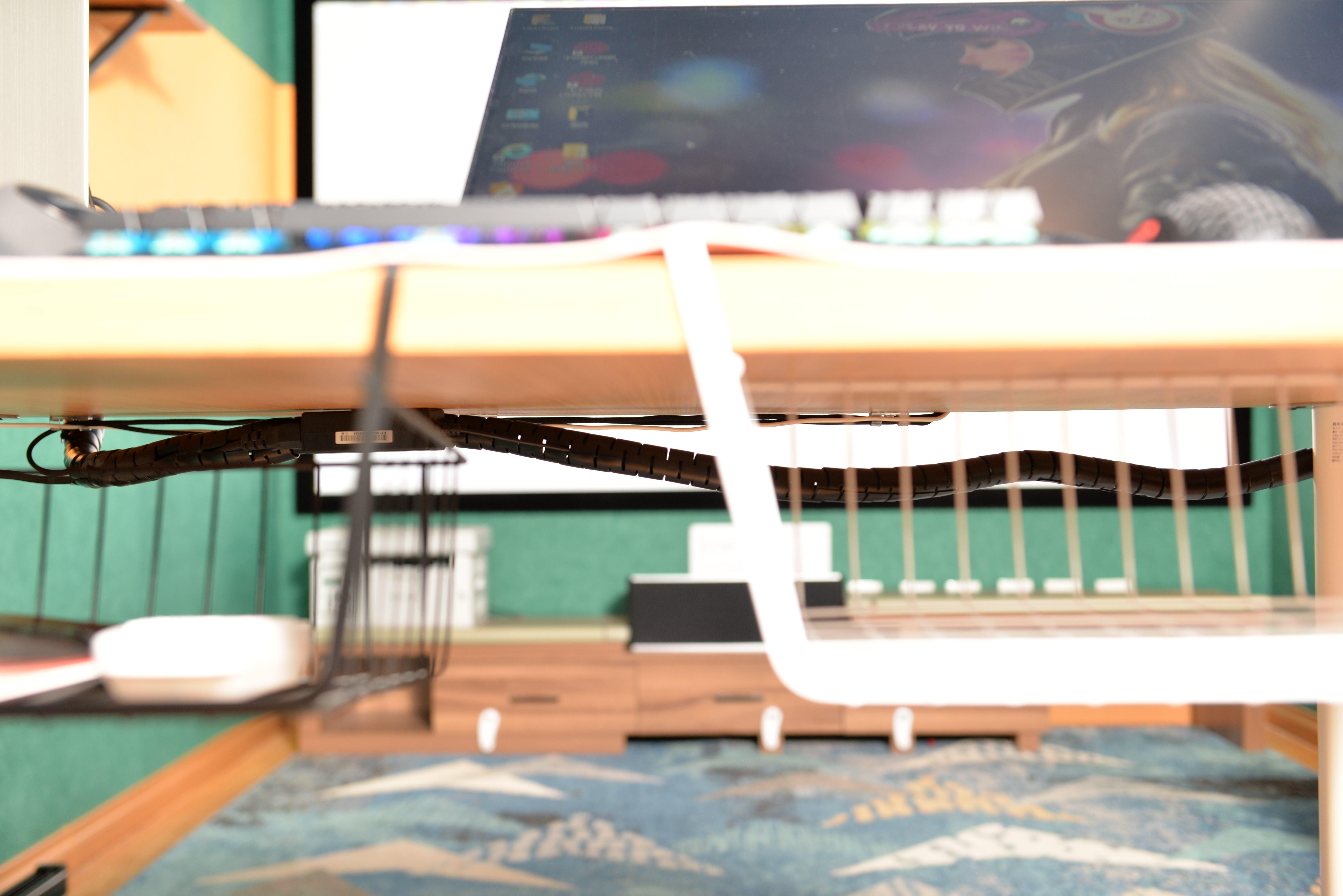 数十款桌面神器，打造100寸娱乐桌面，投影与显示器的完美结合