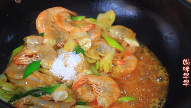 1斤的虾怎么吃,一斤河虾怎么炸才酥又脆