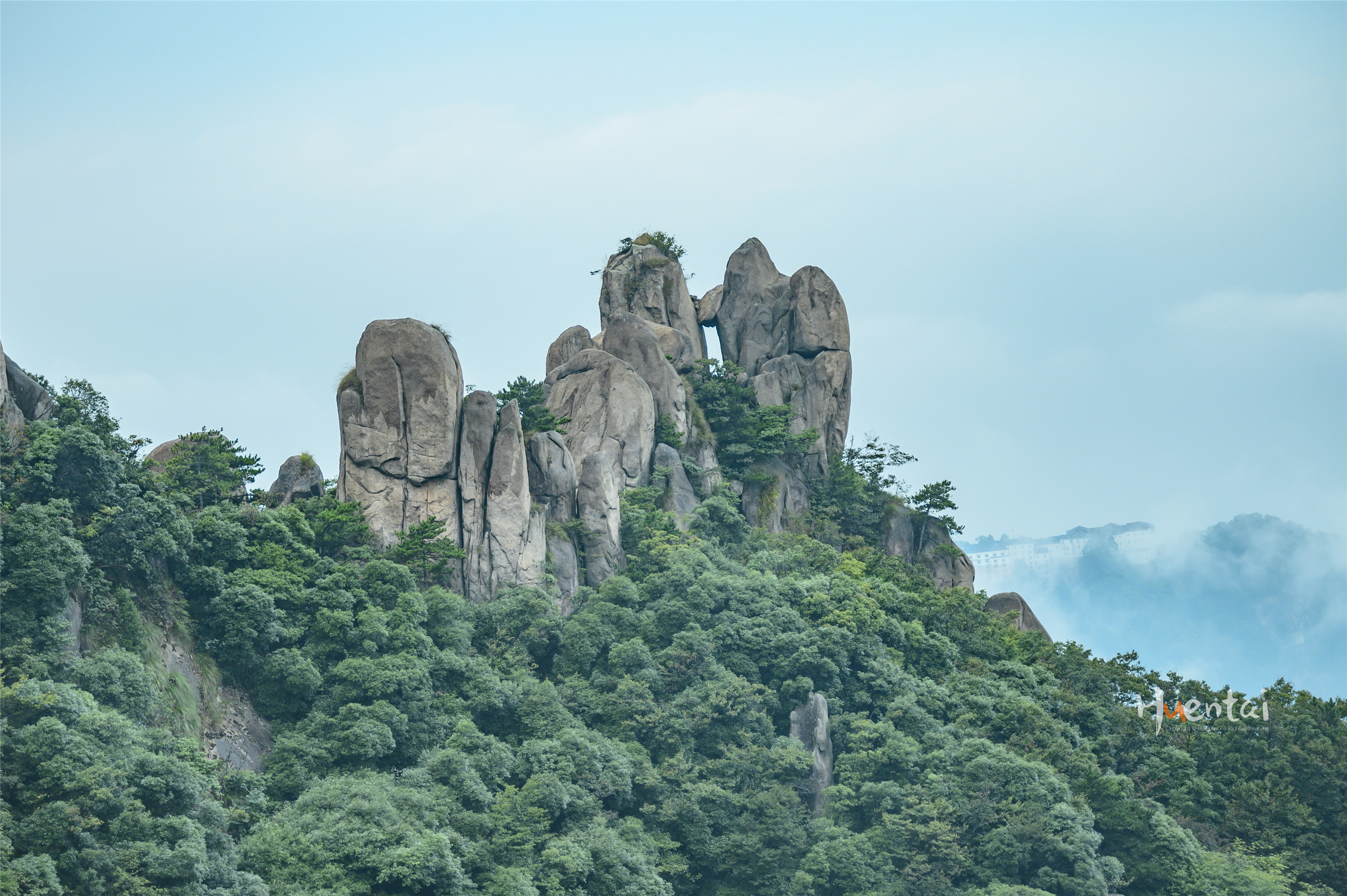 被宗教“耽误”的安徽名山，明明可以靠“颜”吃饭，鲜有游客知道