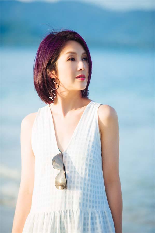 不是天后胜过天后的杨千嬅，歌曲传唱度比其她任何天后都广