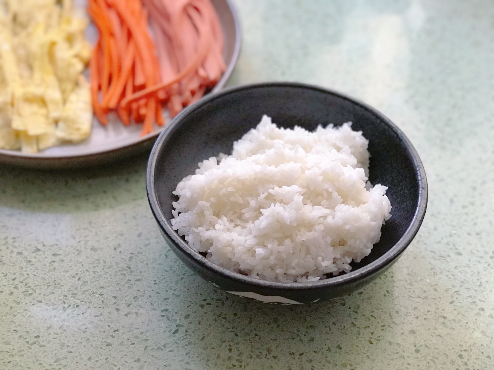 米饭紫菜的花样做法,米饭加海苔碎的花样吃法