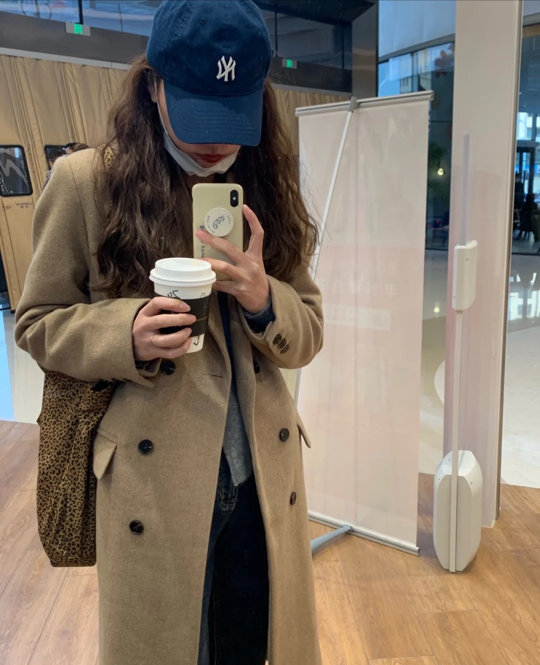 冬天女生帽子搭配,冬天帽子搭配衣服的技巧